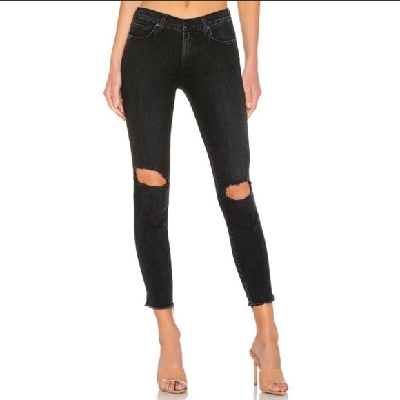 WILSON GABRIELLE - Lolita Skinny Black Distressed Jeans Size 24 Retail $110 - Picture 1 of 11